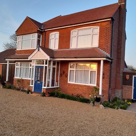 Bastwick House B&B Great Yarmouth Esterno foto